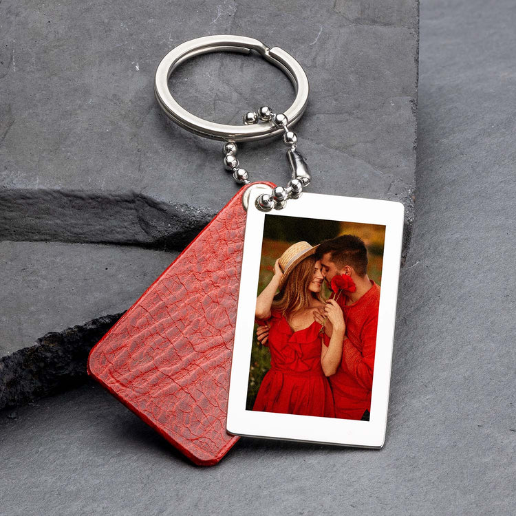 Women's Engraved Keyring - Elegance and Individuality in Your Handbag - seQua.Shop