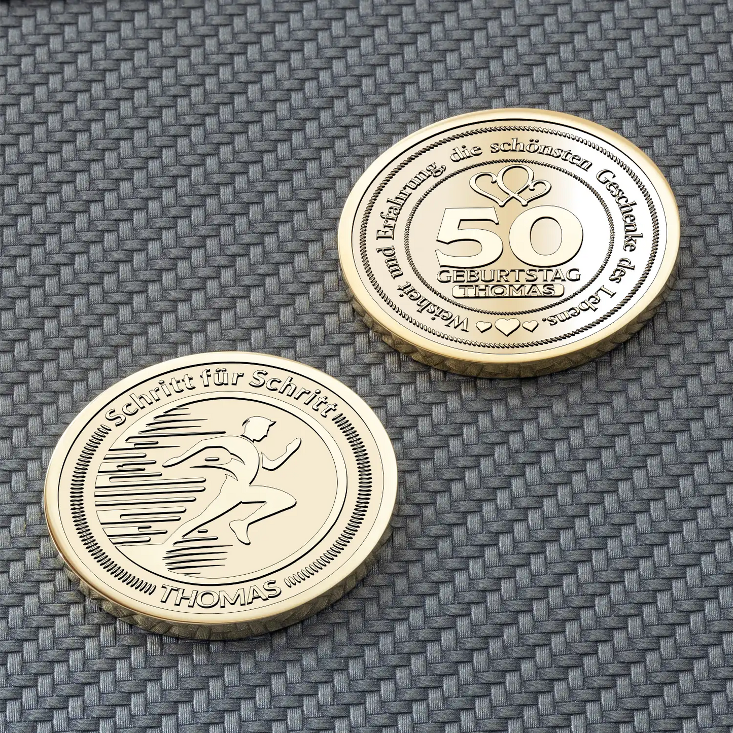 Goldene personalisierte Münze mit Läufer-Symbol und Name Thomas