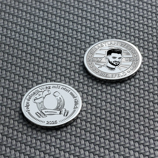 Personalisierte Gravurmünze mit Hufeisen und Männerporträt