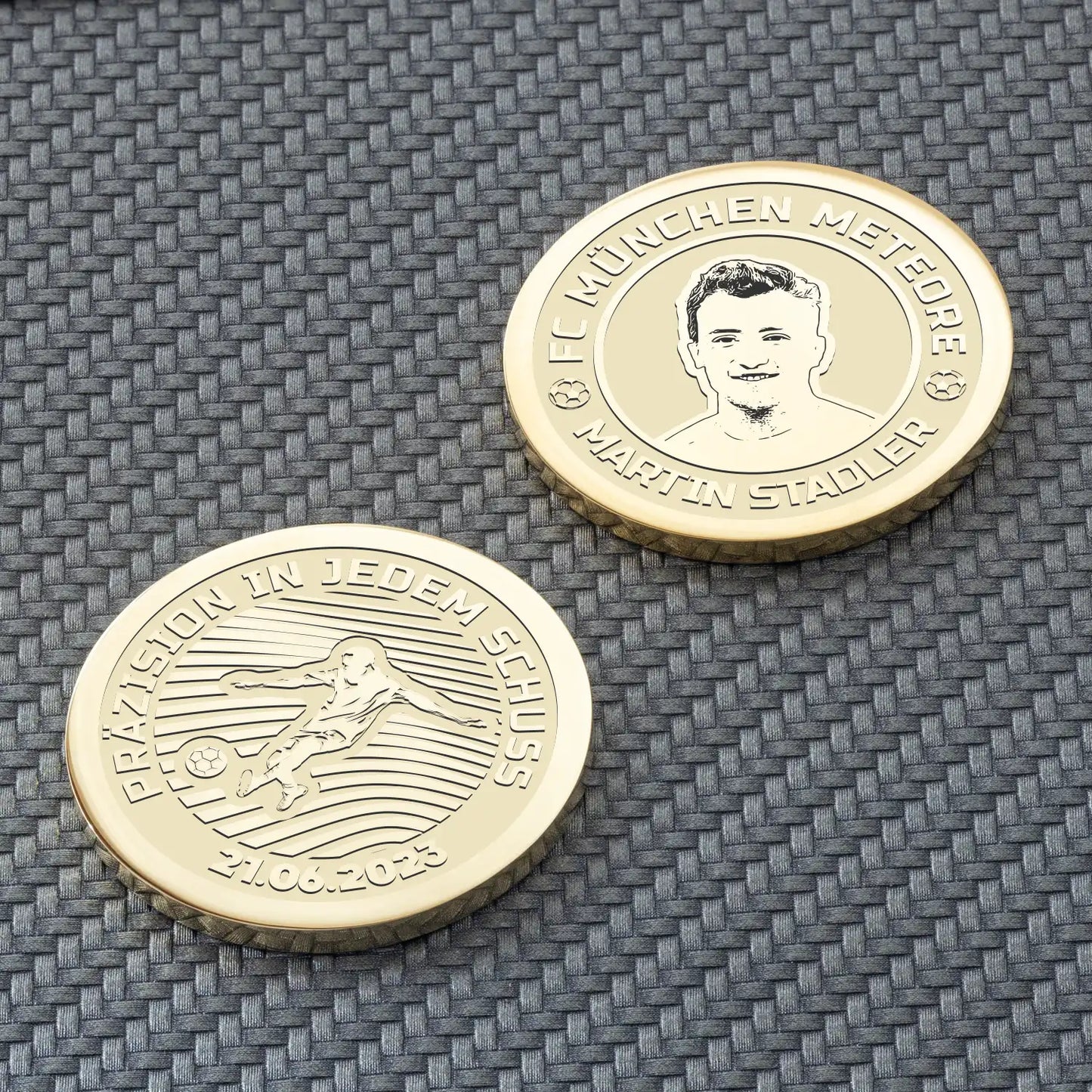 Fußballspieler Medaille - Personalisierbare Münzen mit Porträt | seQua.Shop