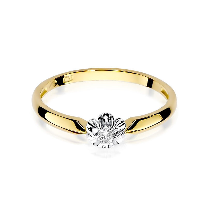 Dieser 585 Gold Verlobungsring zeigt seinen brillanten Diamanten in einer blütenförmigen Fassung. Der Ring hat ein elegantes und schlichtes Design.