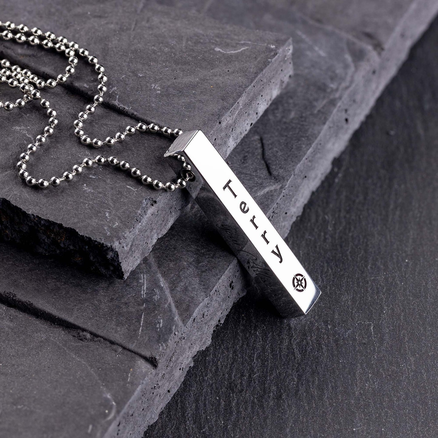 3D Engraved Custom Compass Necklace - Gift for Him - seQua.Shop