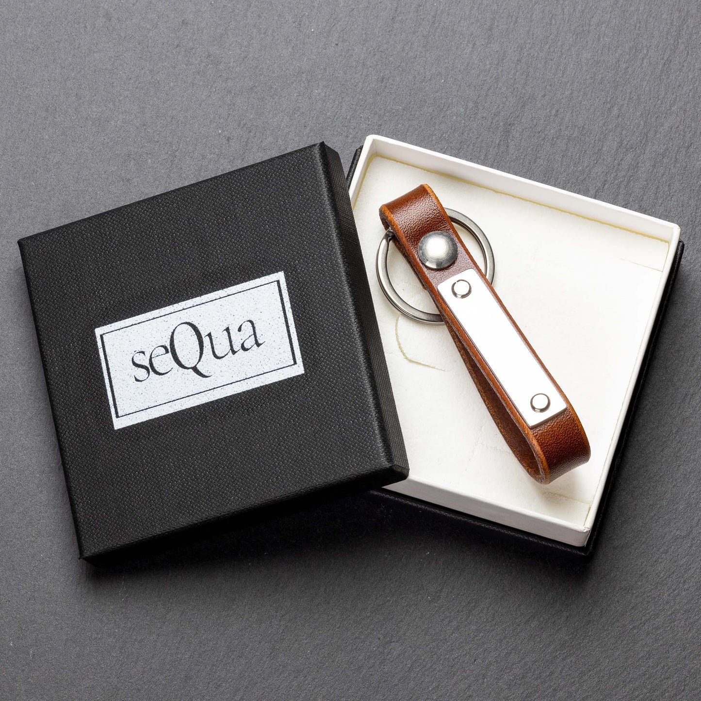 Chestnut Brown Keyring: Personalise Your Keys - seQua.Shop