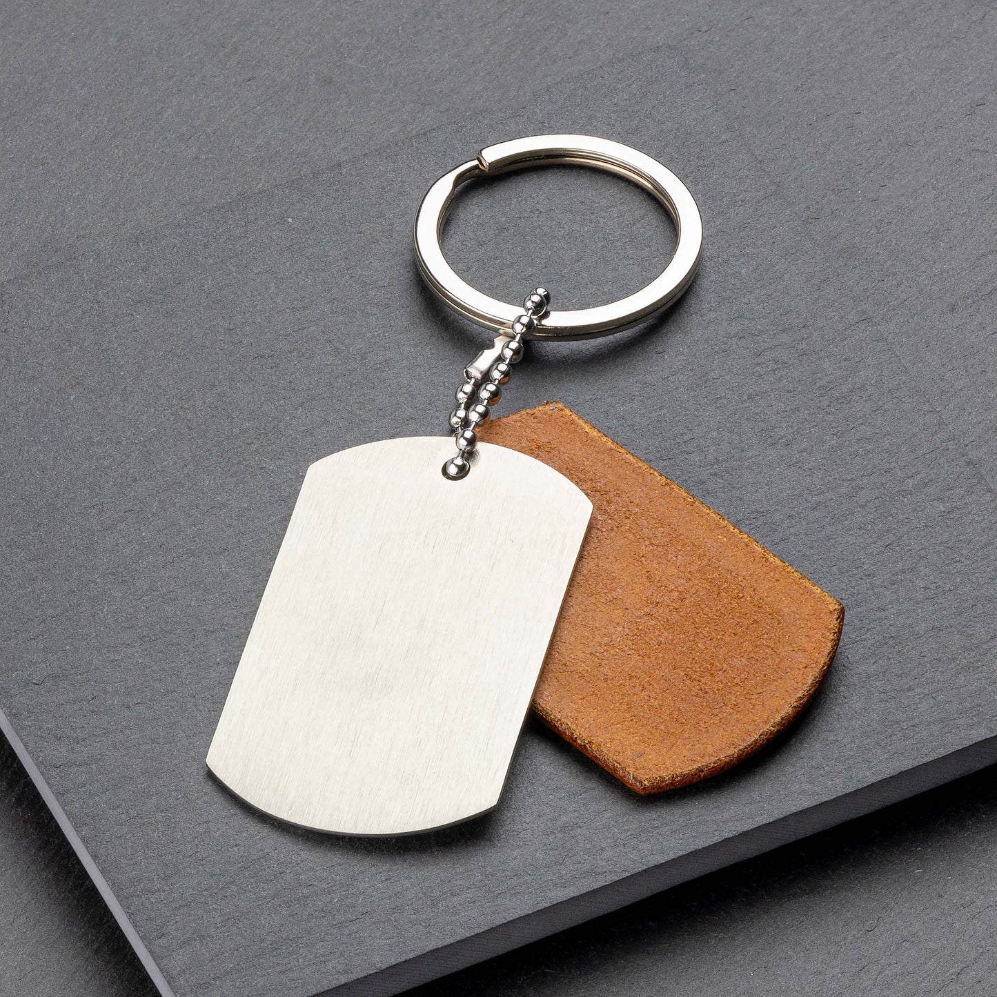 Cognac Leather Keyring: A Dash of Luxury for Your Pockets - seQua.Shop