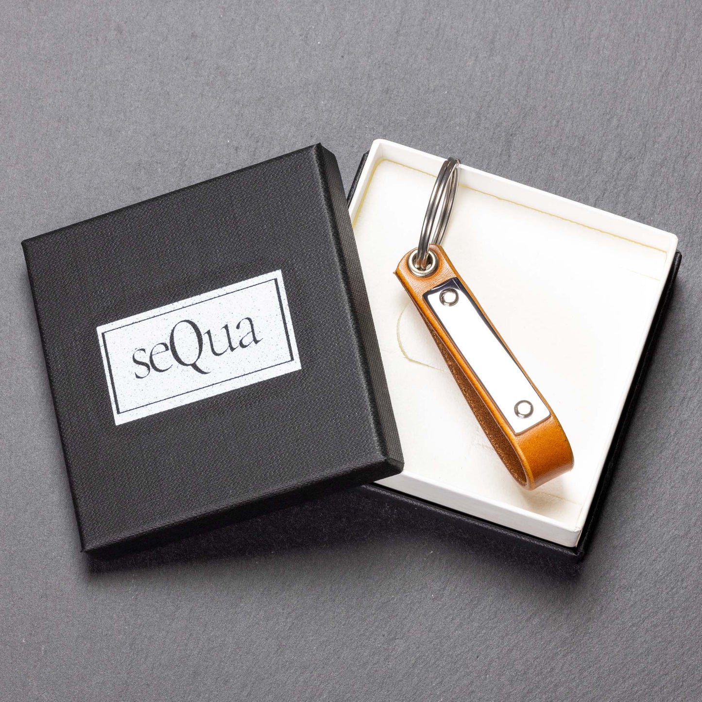 Cognac Leather Keyring - Personalised Perfection at seQua.Shop - seQua.Shop