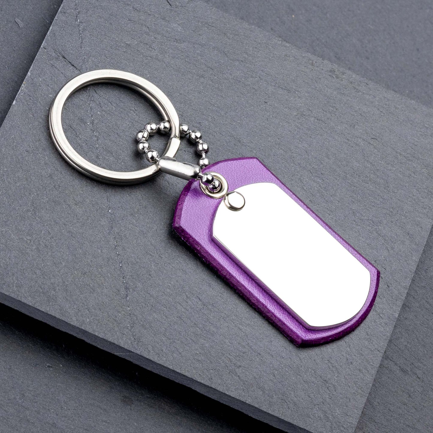Custom Leather Keyring: Unique, Personalised, and Luxurious - seQua.Shop