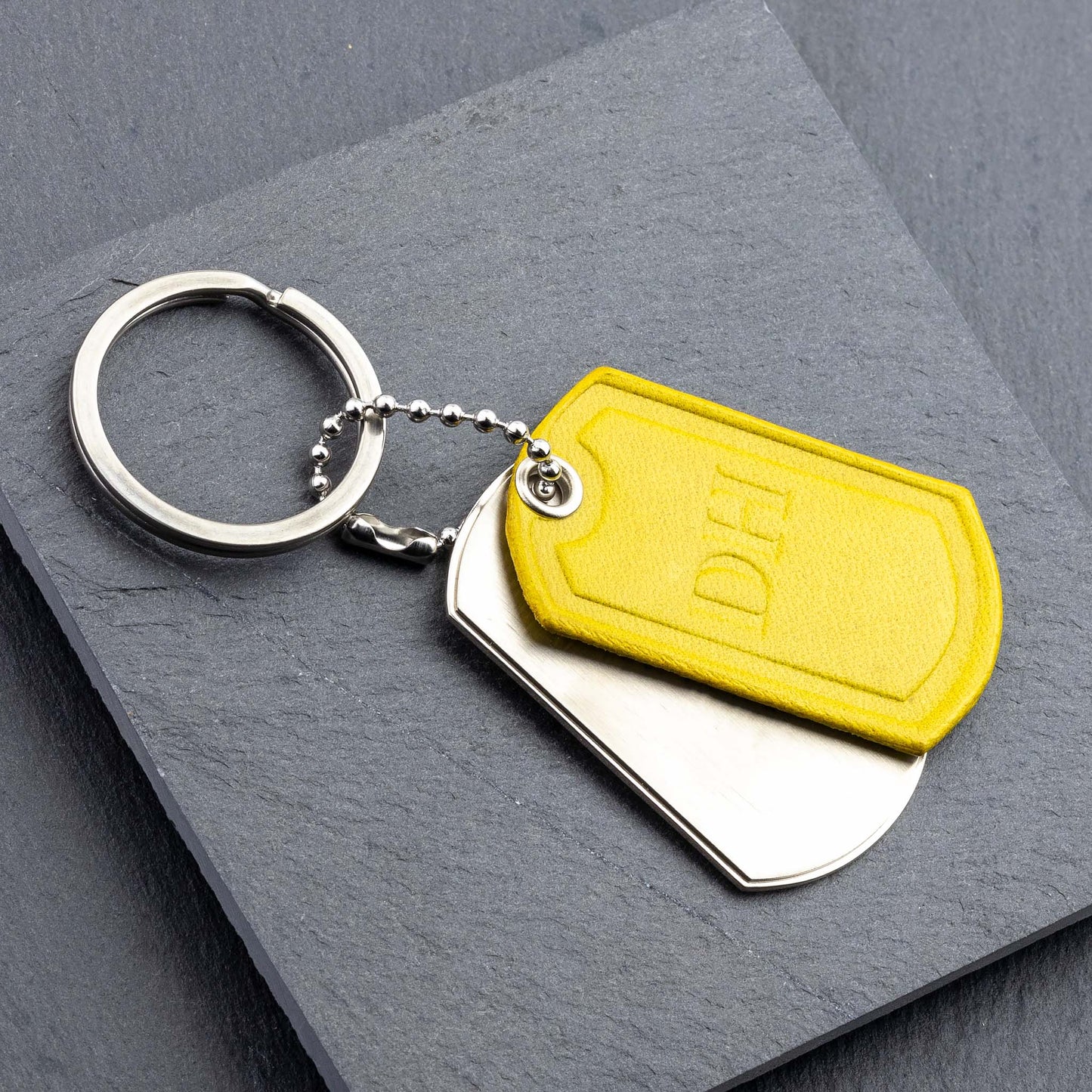 Premium Schlüsselanhänger gelb aus echtem Leder