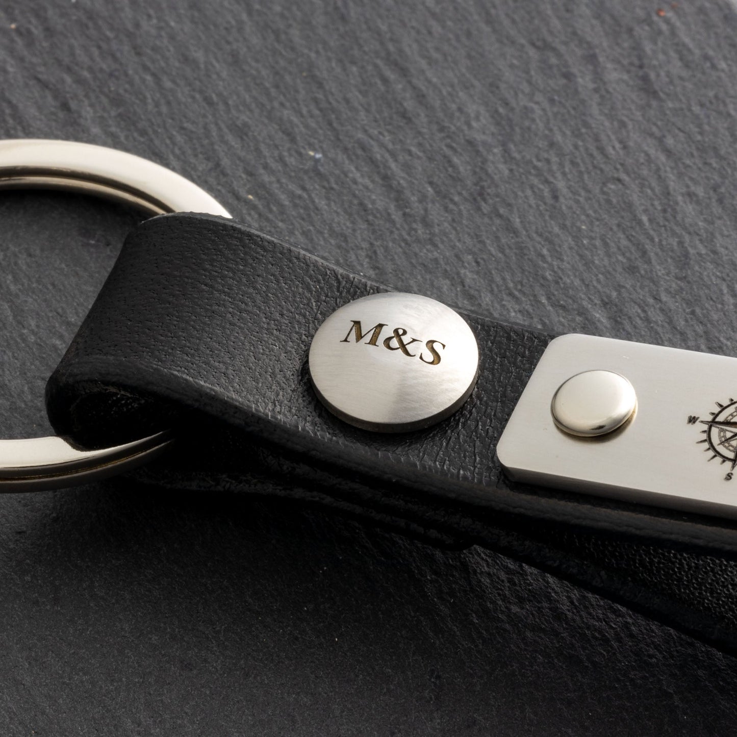 Engraved Leather Key Ring: Sentimental Keepsakes - seQua.Shop