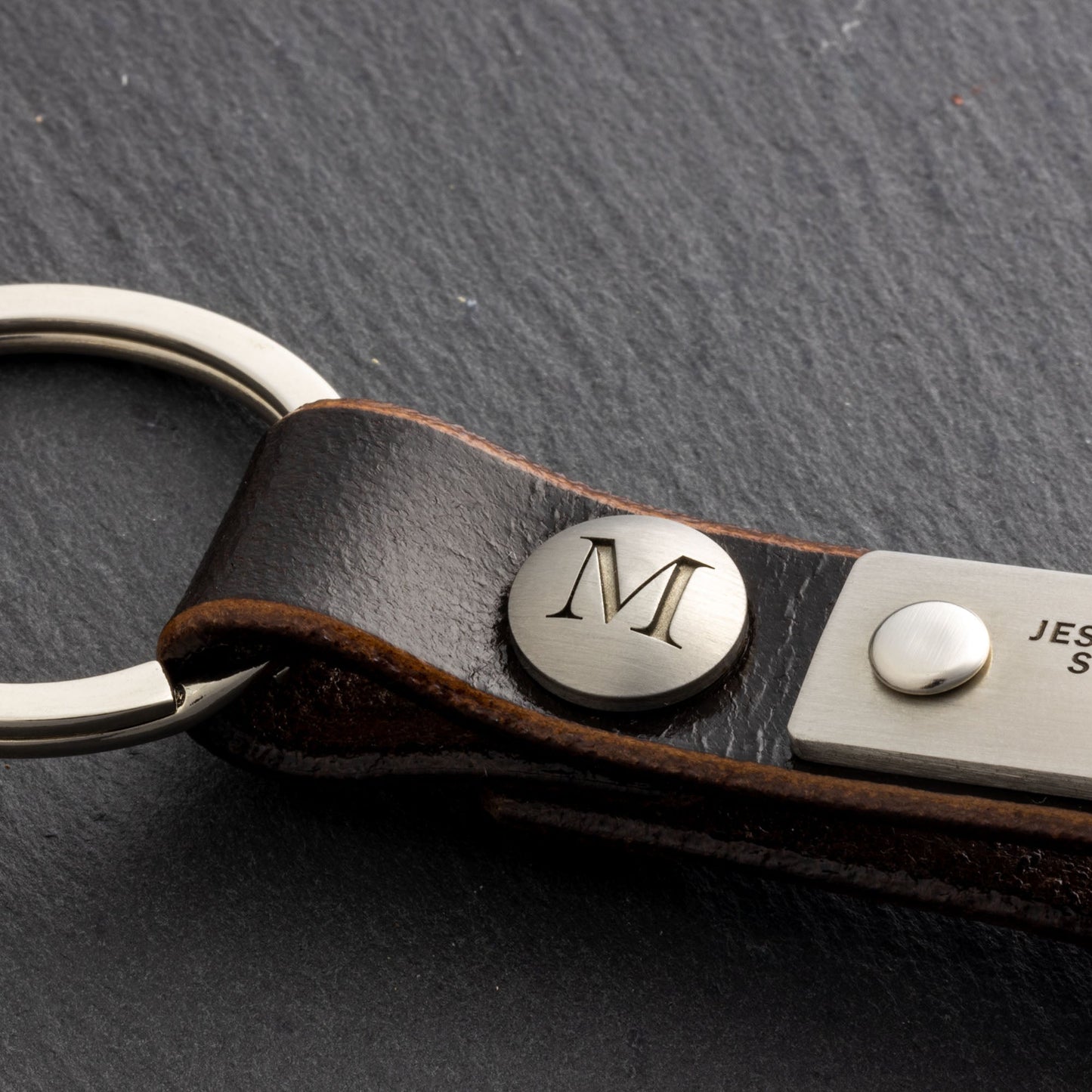 Engraved Leather Key Ring: Sentimental Keepsakes - seQua.Shop