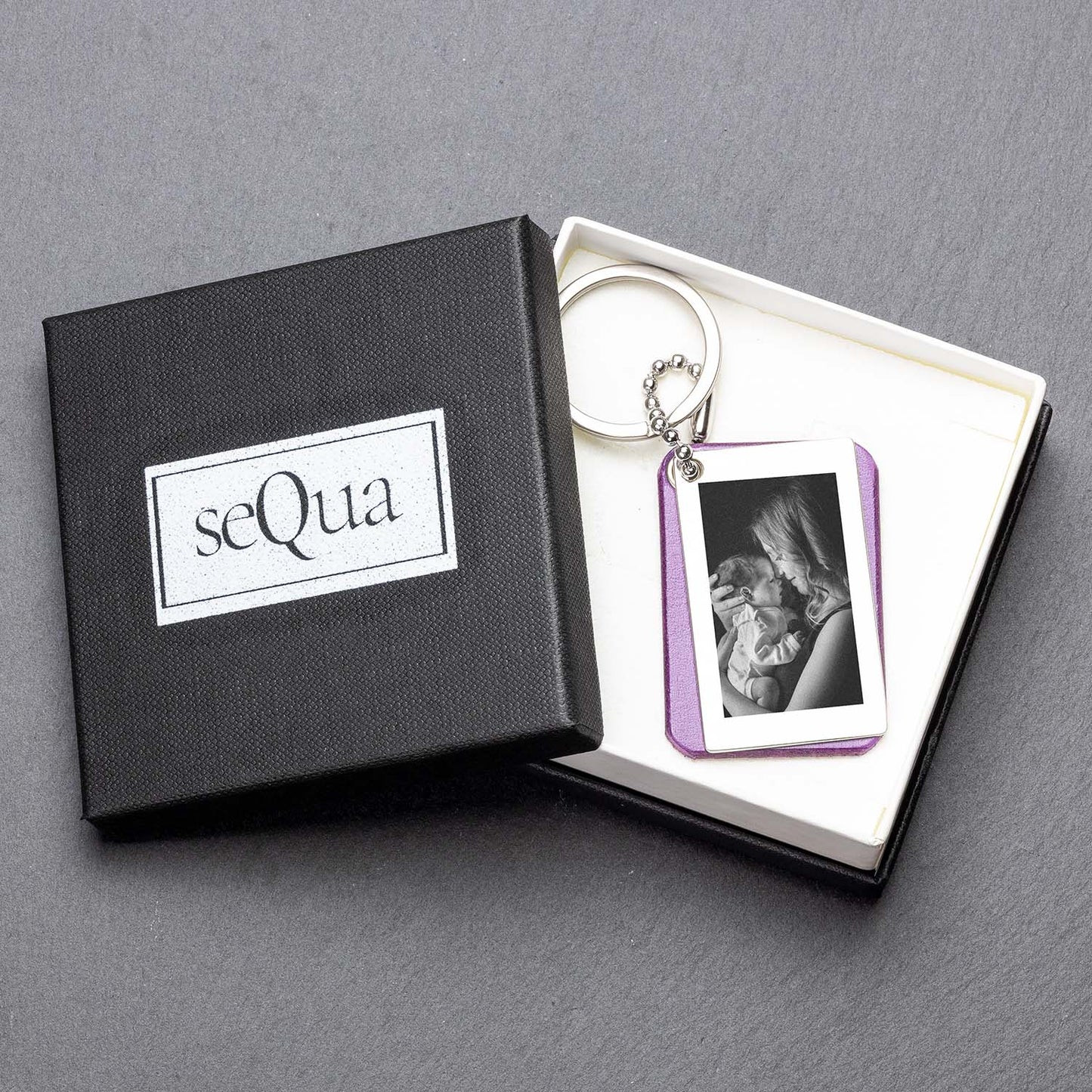 Schlüsselanhängers mit Foto und Gravur - seQua.Shop