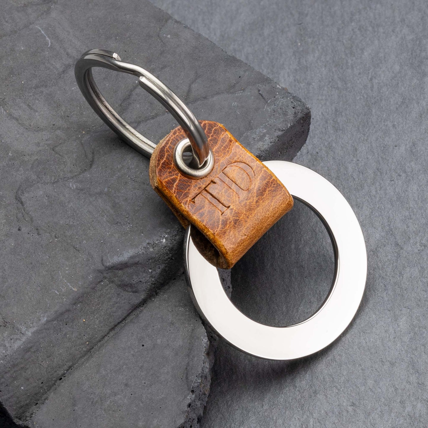 Schlüsselanhänger aus Cognac Leder - seQua.Shop