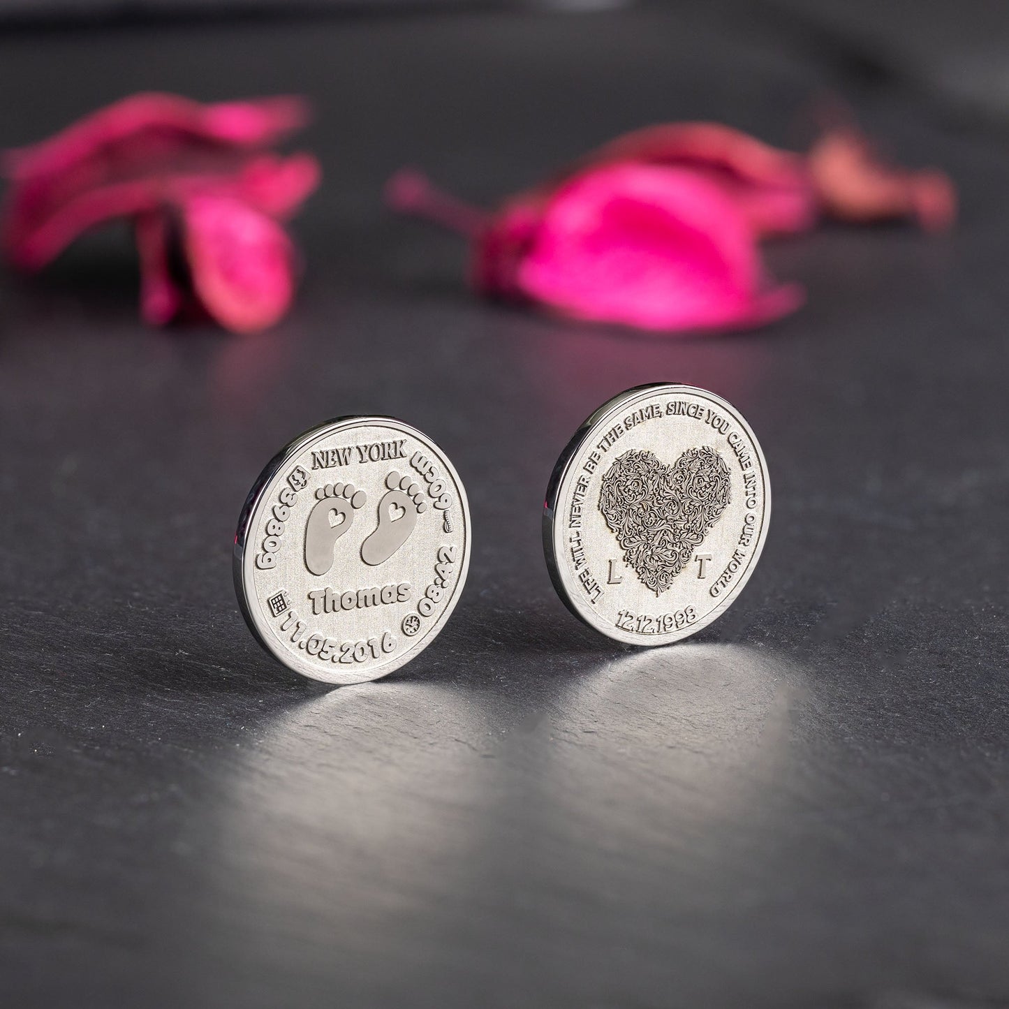 Personalised Commemorative Coin: The Perfect Gift for New Mum and Dad - seQua.Shop