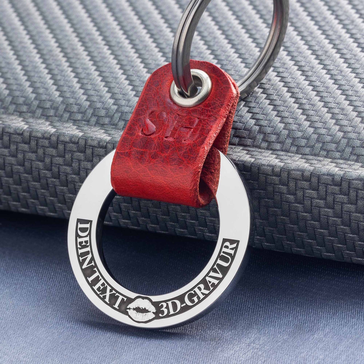 Personalisierter Schlüsselanhänger Ein Symbol der Liebe, verewigt in Metall - seQua.Shop