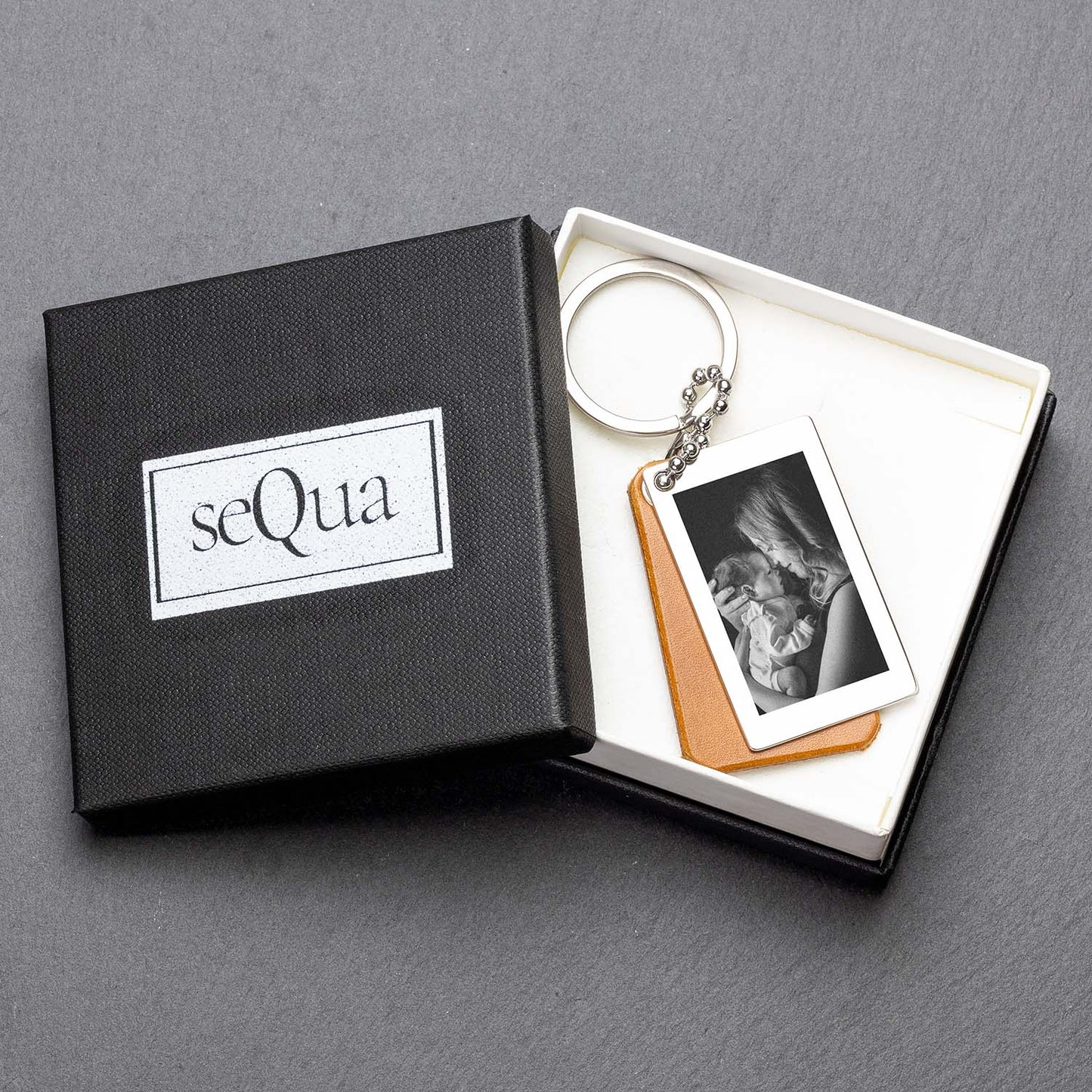 Personalised Photo Engraved Keyring in Cognac Leather - seQua.Shop