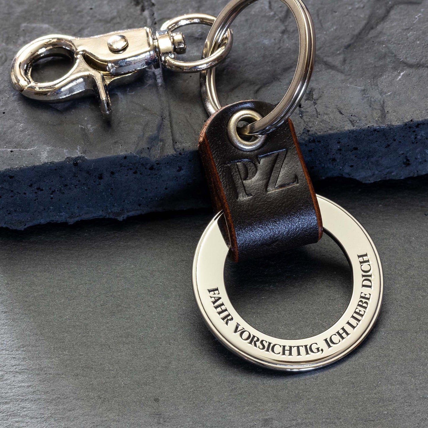 Schlüsselanhänger Auto Fahr Vorsichtig - seQua.Shop