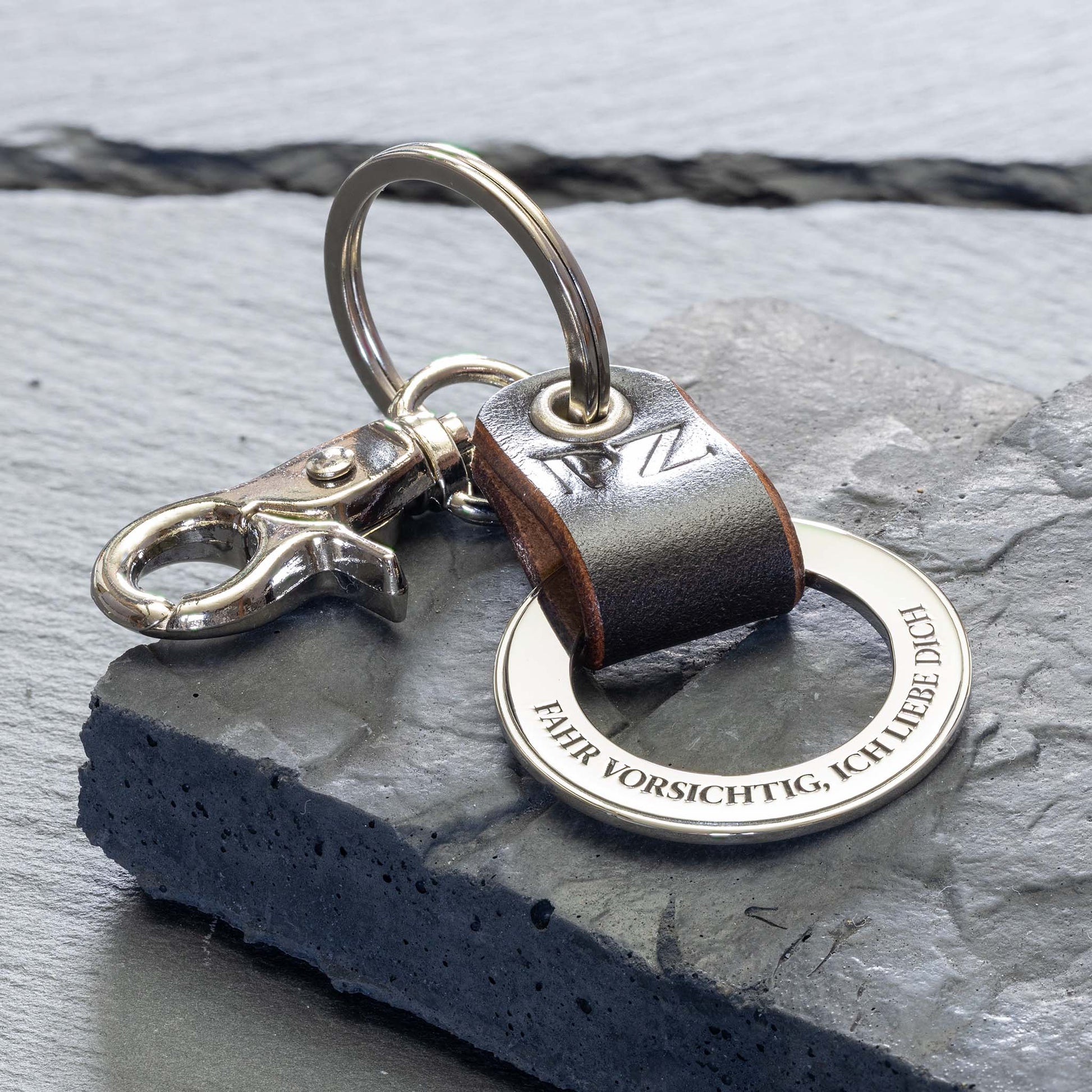 Persönlicher Schlüsselanhänger: Fahr Vorsichtig, Ich Liebe Dich - seQua.Shop
