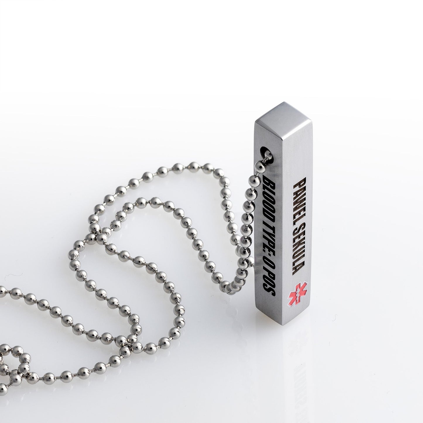 Hypoallergene und langlebige Materialien des SOS Notfallkette - seQua.Shop
