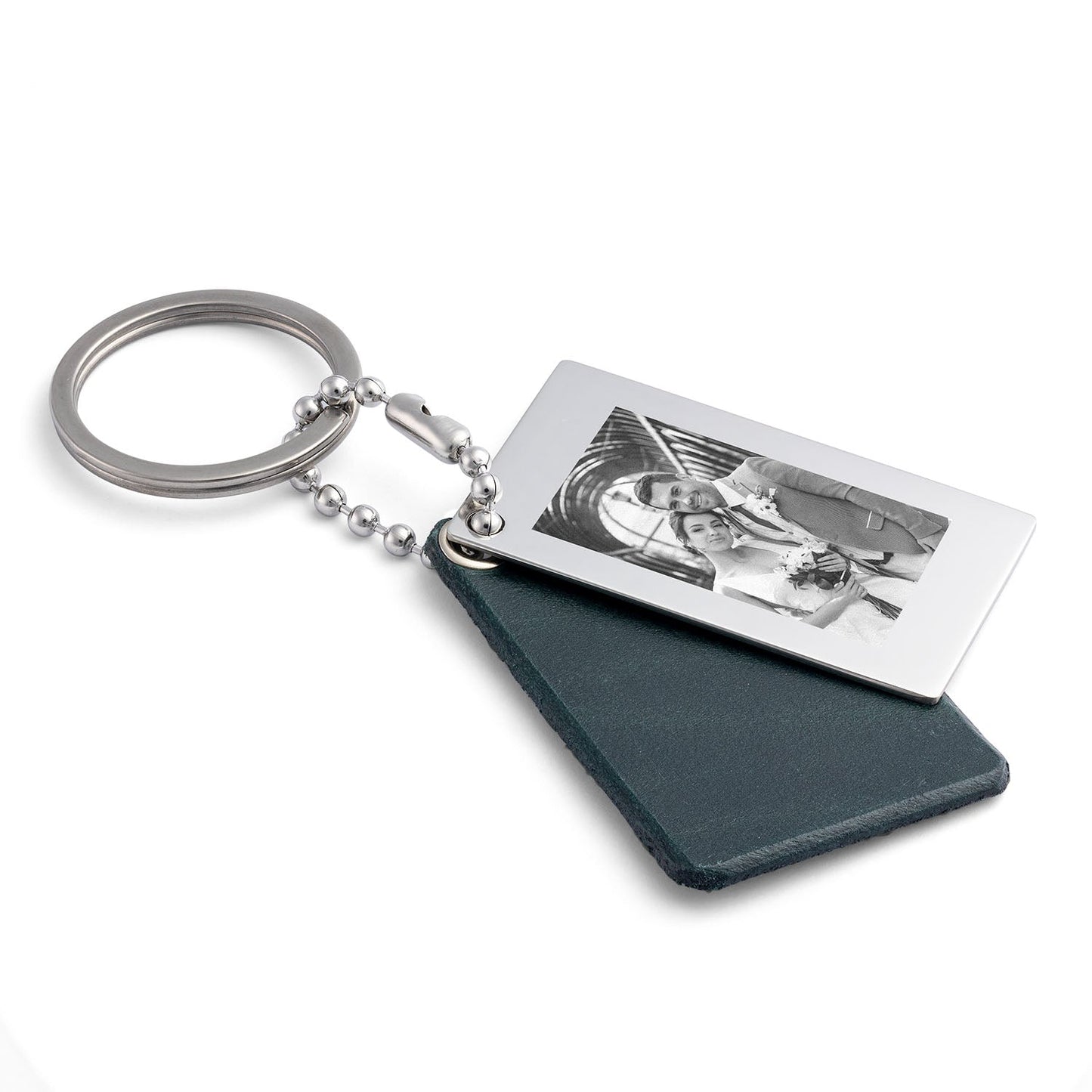 Photo Engraved Keyring – A Unique Forest Green Accessory - seQua.Shop