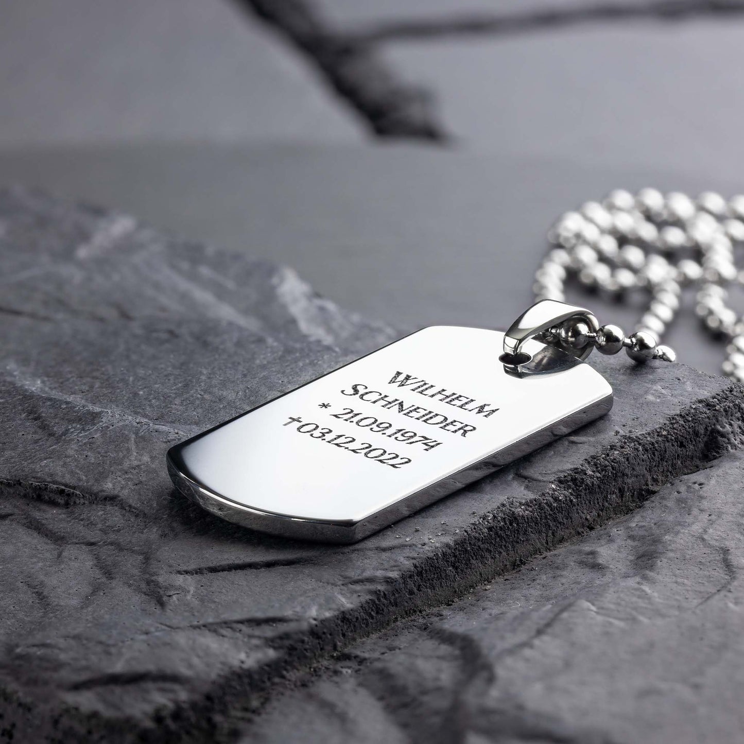 Timeless Tungsten Dog Tag Necklace – A Cherished Memorial - seQua.Shop