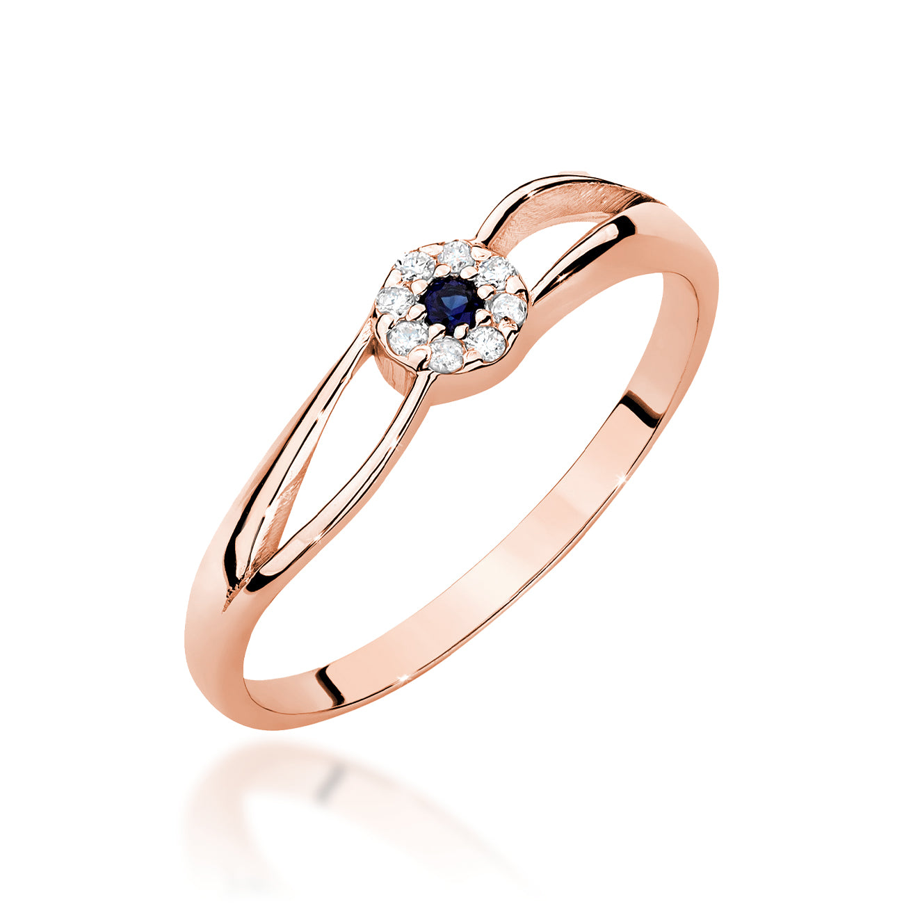 Roségold Verlobungsring mit Saphir und Diamanten, in Nahaufnahme.