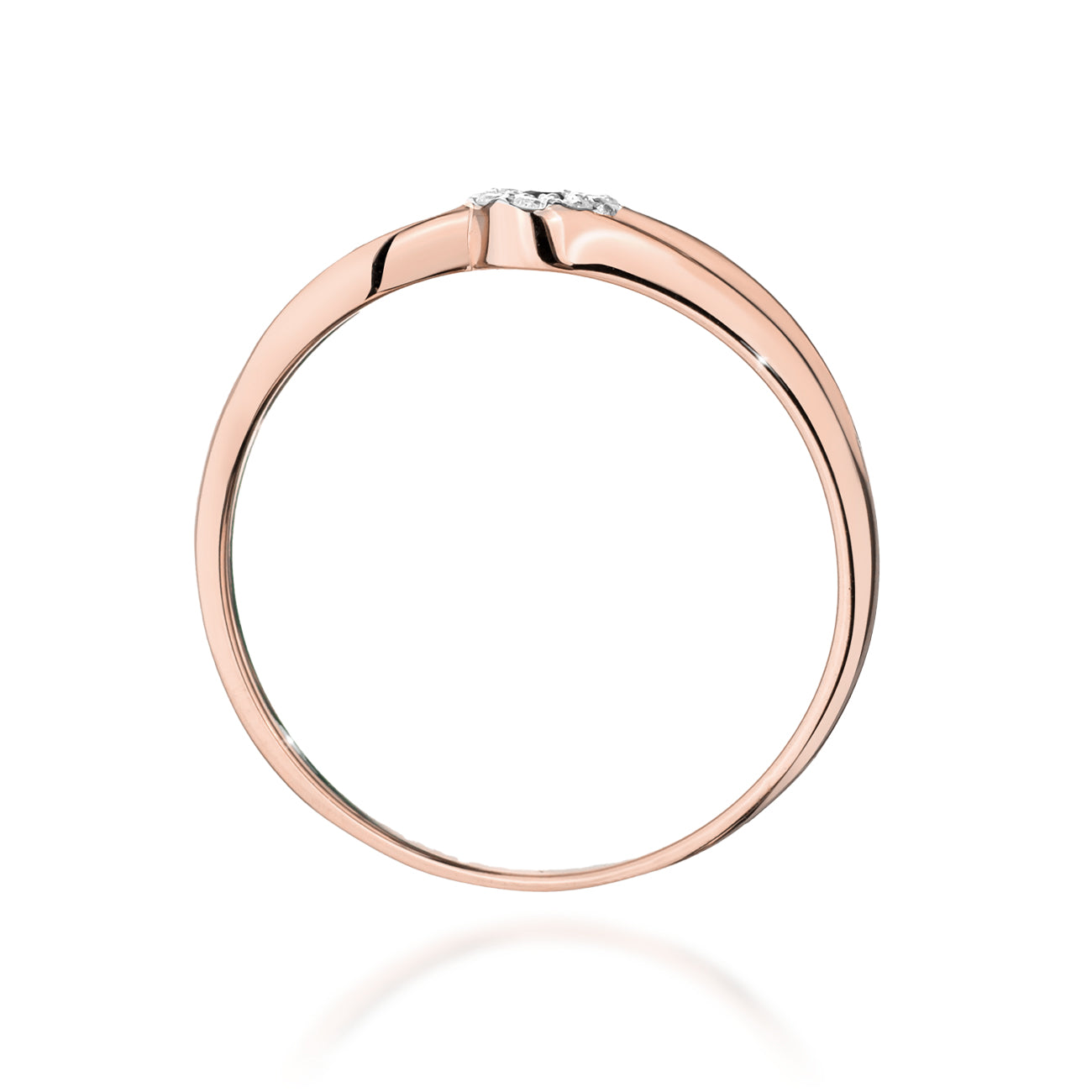 Roségold Verlobungsring mit rundem Saphir und Diamanten, seitliche Ansicht.