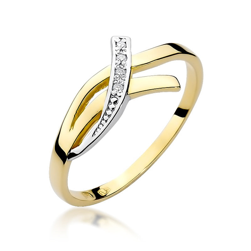 Ein eleganter Verlobungsring aus Gelbgold 585 mit einem funkelnden Diamanten von 0,02ct. Der Ring hat ein modernes, geschwungenes Design und liegt auf einem weißen Hintergrund.