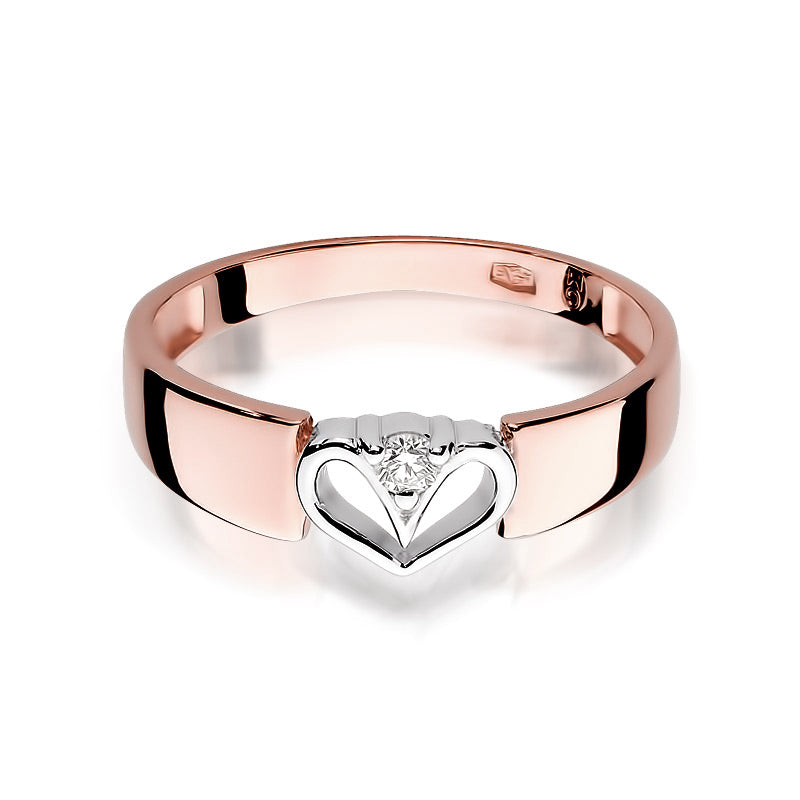 Ein eleganter Verlobungsring aus Roségold 585 mit einem zentralen Diamanten. Der Ring ist schlicht und zeigt den funkelnden Diamanten im Zentrum.