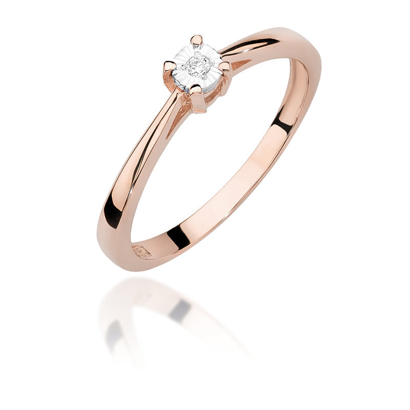 Dieser stilvolle Verlobungsring aus 585er Roségold mit einem strahlenden 0,02ct Diamanten ist die perfekte Wahl für einen romantischen Antrag.