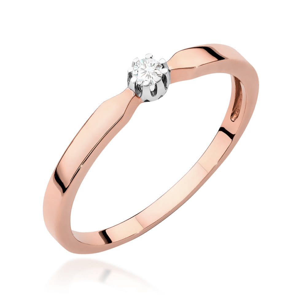 Klassischer Verlobungsring aus 585er Roségold, verziert mit einem eleganten 0.04 Karat Diamanten. Ideal für den besonderen Antrag.