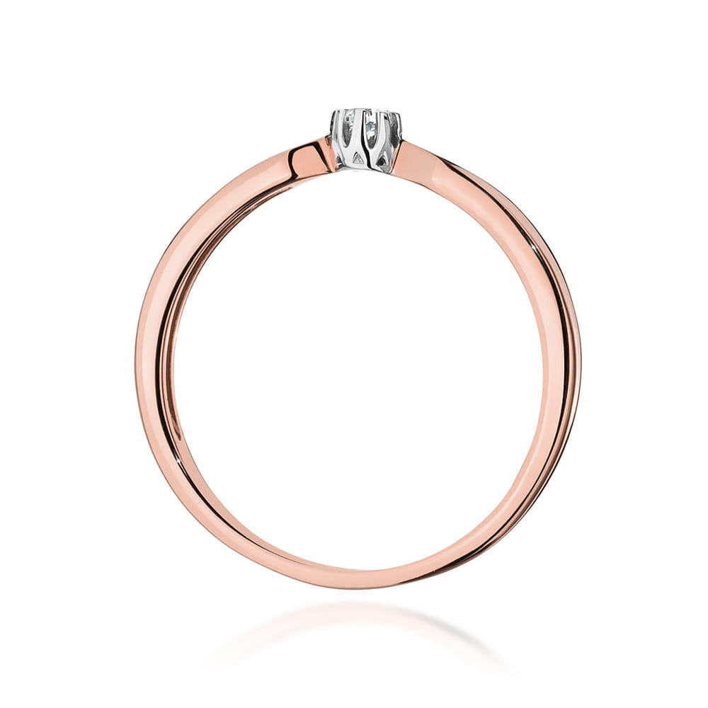 Verlobungsring aus 585er Roségold mit einem funkelnden 0.04 Karat Diamanten. Ein romantisches Symbol der ewigen Liebe.