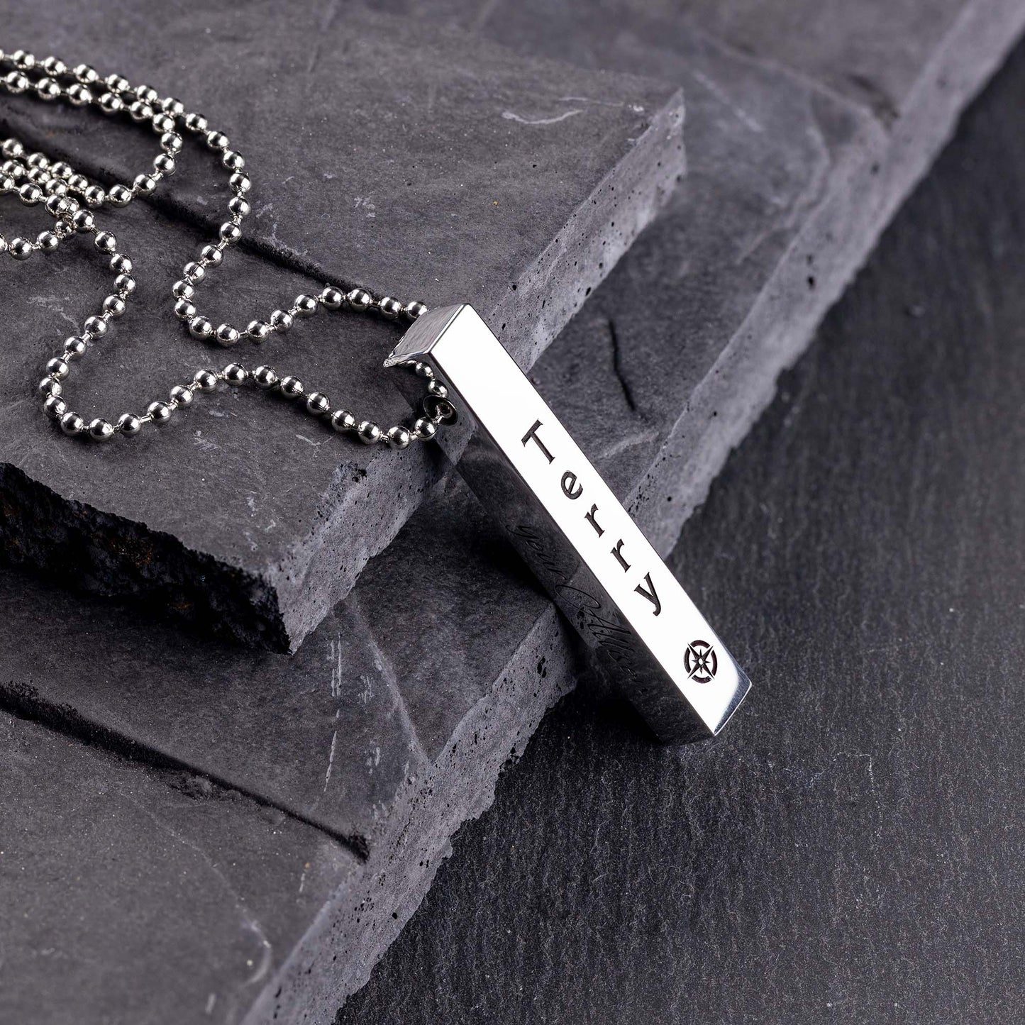 3D Engraved Custom Compass Necklace - Gift for Him - seQua.Shop