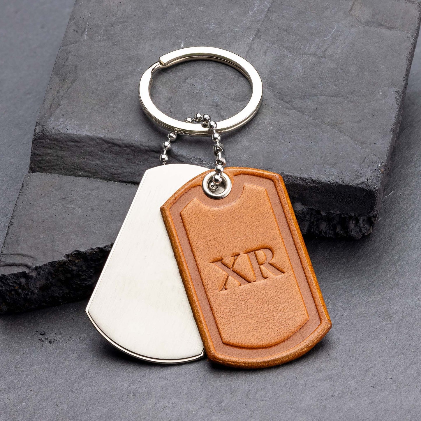 Cognac Leather Keyring: A Dash of Luxury for Your Pockets - seQua.Shop