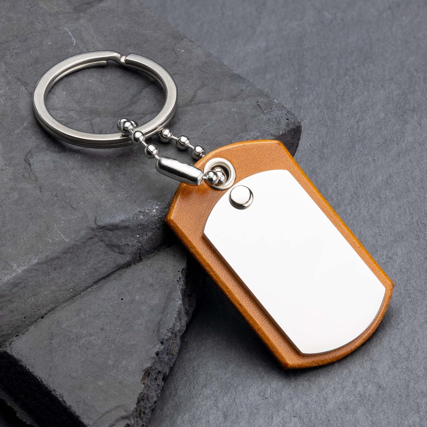 Cognac Leather Keyring – The Perfect Personalised Gift - seQua.Shop