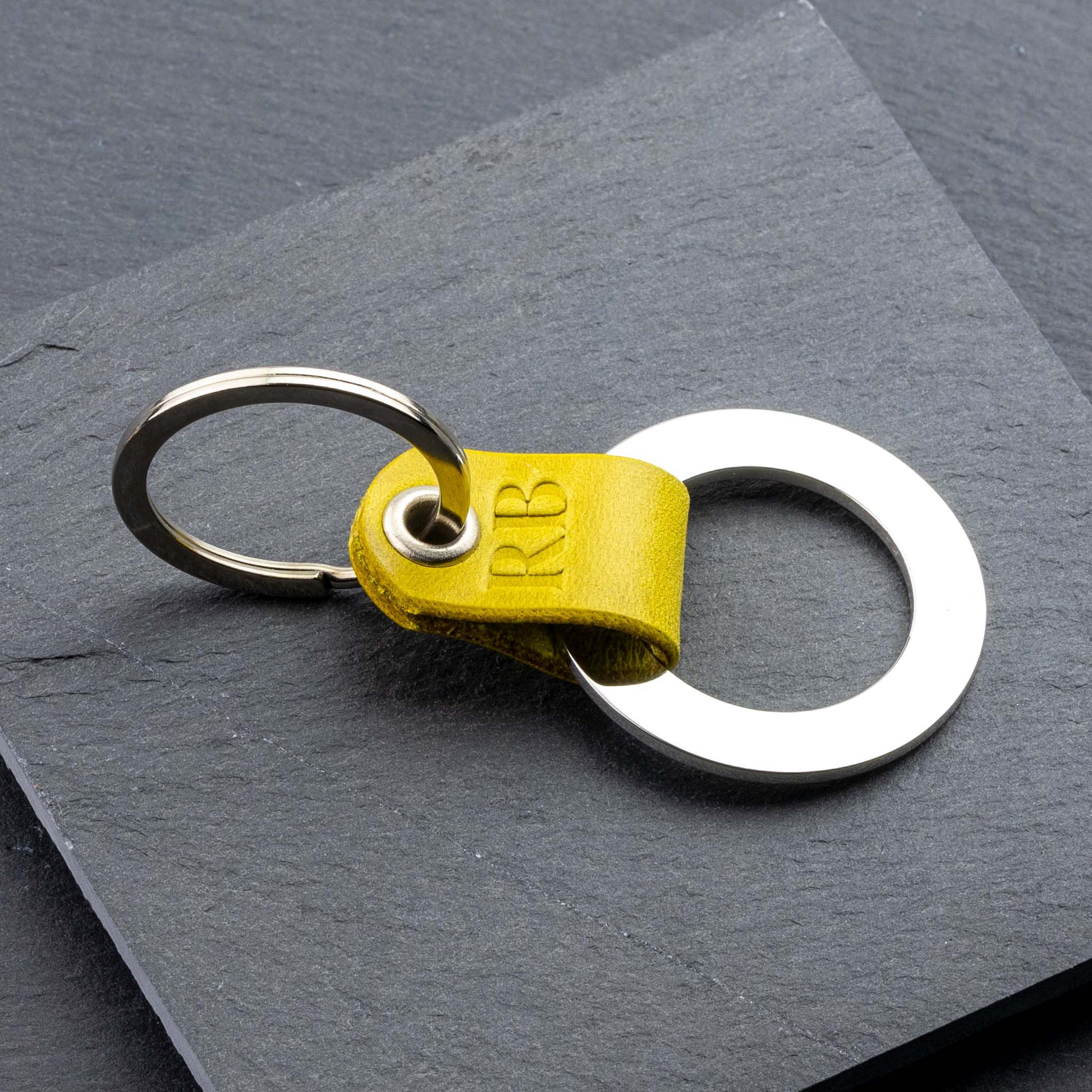 Entdecken Sie die Eleganz des Schlüsselanhänger Gelb - seQua.Shop