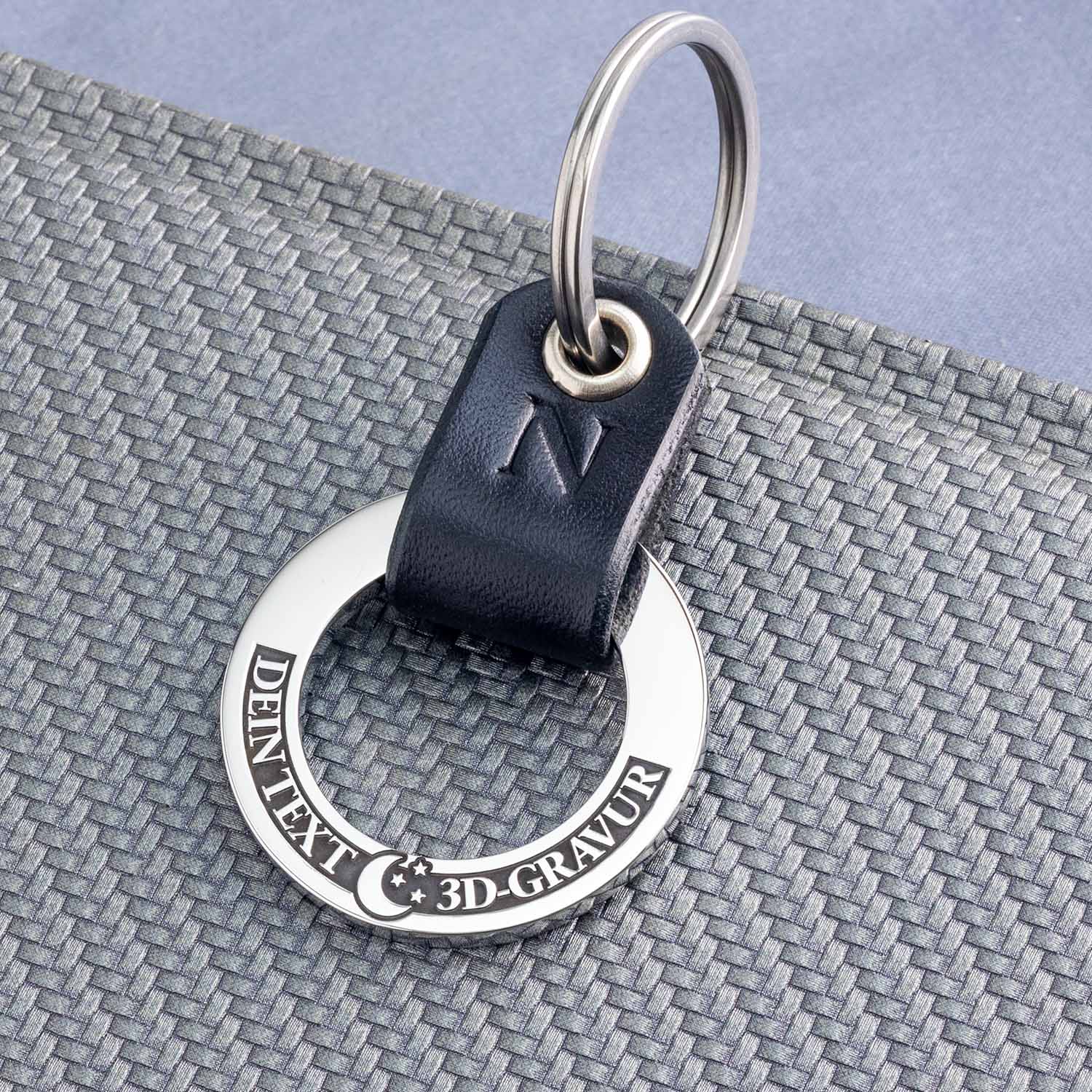 Personalised Moon Keyring with 3D Engraving - seQua.Shop