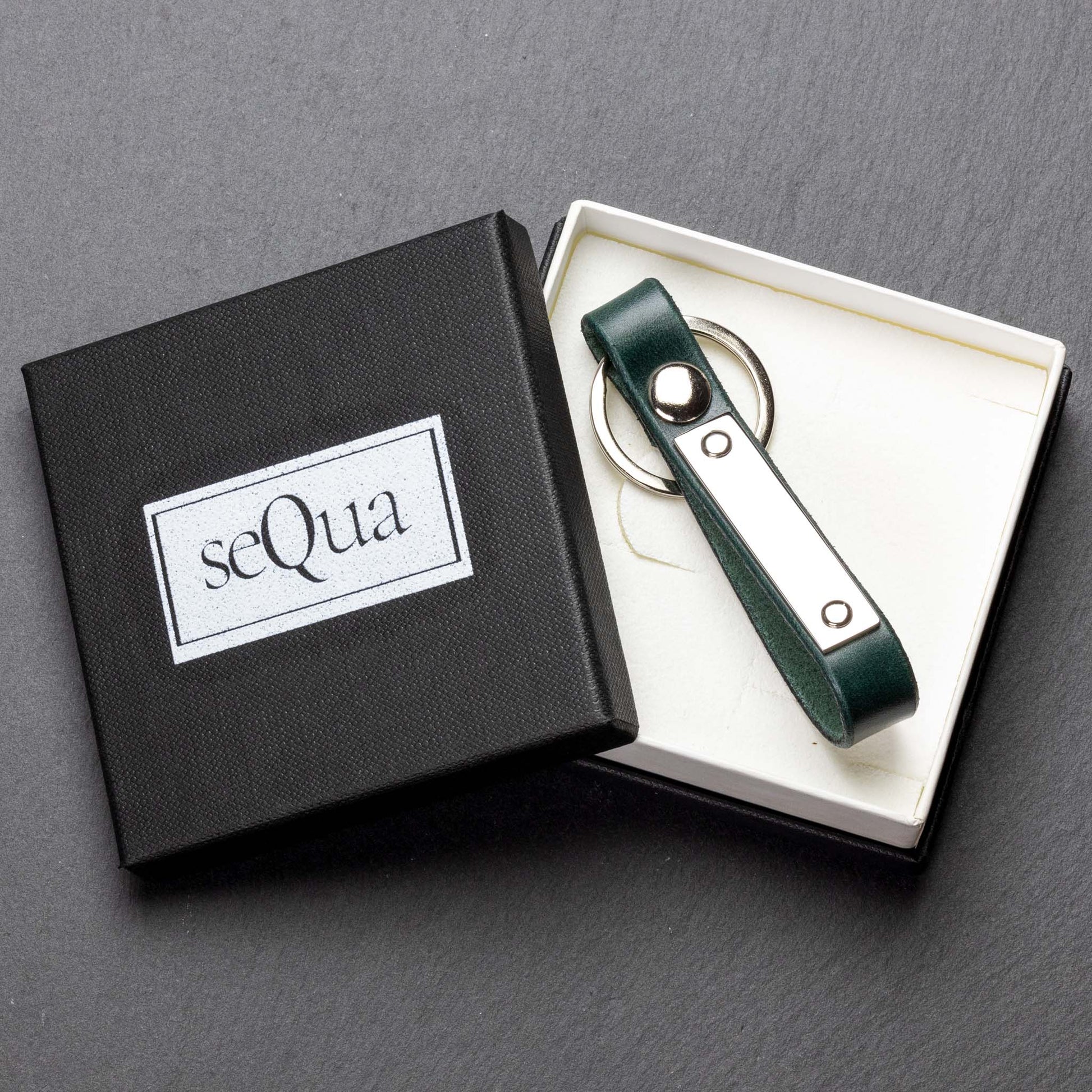 Premium Dark Green Keyring - Personalised Just for You - seQua.Shop