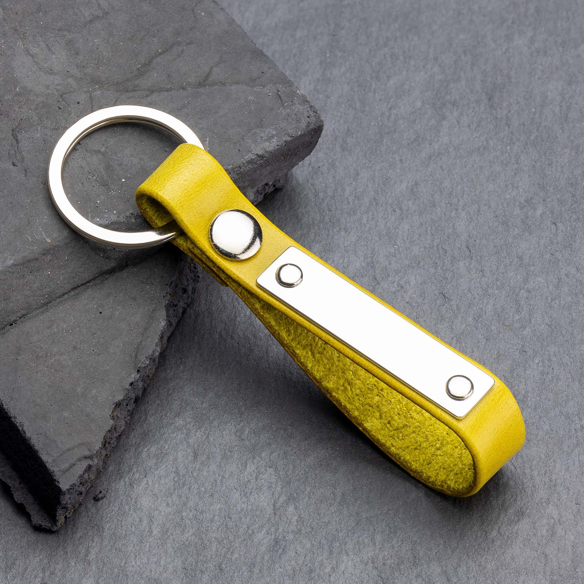 Gelb Leder Schlüsselanhänger: Personalisieren Sie Ihr Erlebnis - seQua.Shop